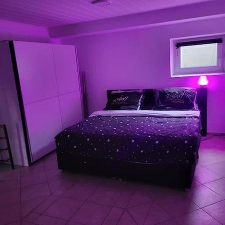 Apartament Schoene Unterkunft Mit Whirpool Nahe Phantasialand Weilerswist Zewnętrze zdjęcie